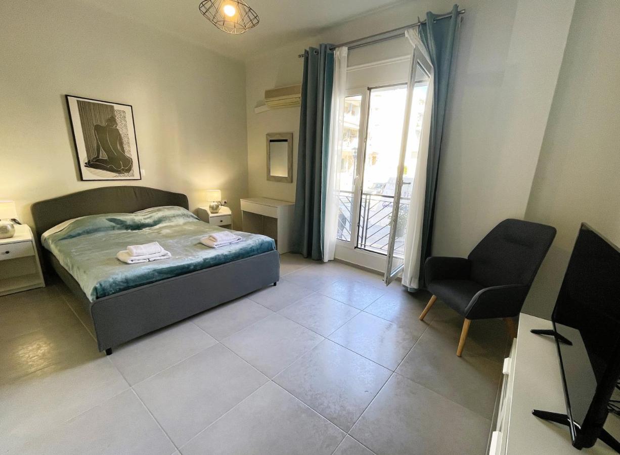 Central Park Apartments Ираклио Екстериор снимка