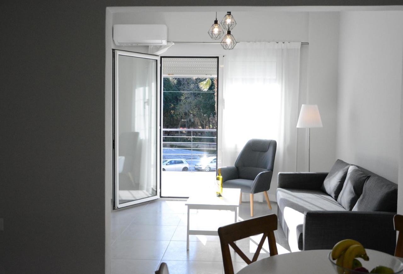 Central Park Apartments Ираклио Екстериор снимка